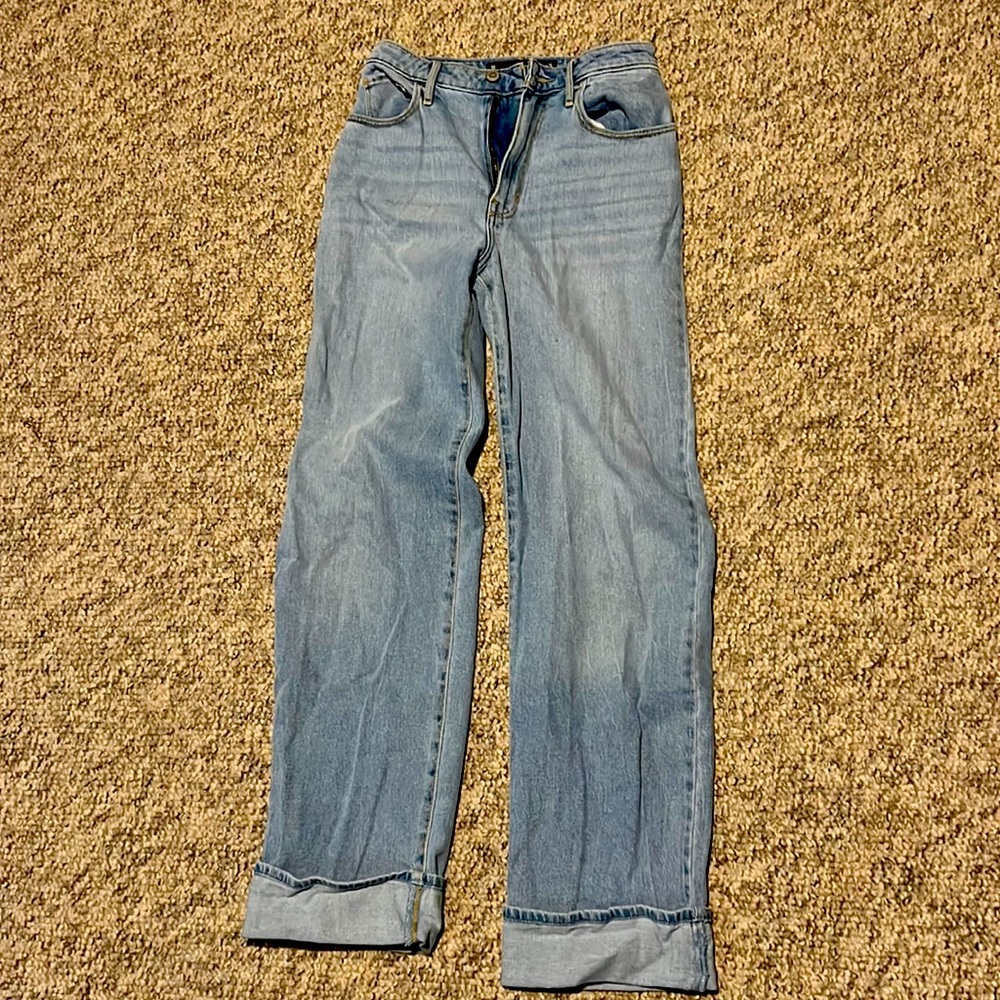 HOLLISTER | ULTRA HIGH-RISE DAD JEANS | VINTAGE STRETCH | CUFFED | NEVER WORN